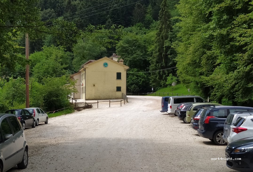 (31017) Paderno del Grappa - Via Sant' Andrea — foto