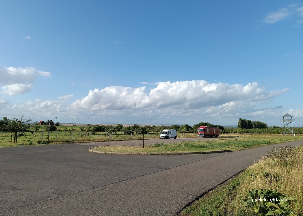 (99100) Gierstädt - 1 Walschleber Weg — foto 4