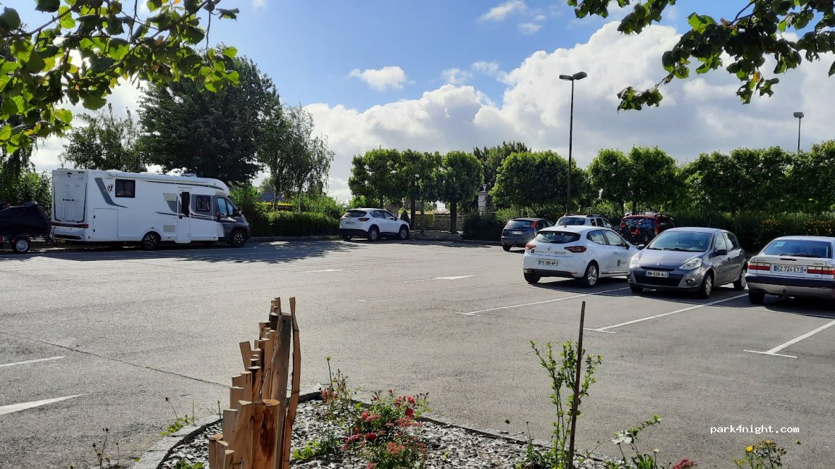 Aire pour camping-cars de Bedée — foto 2