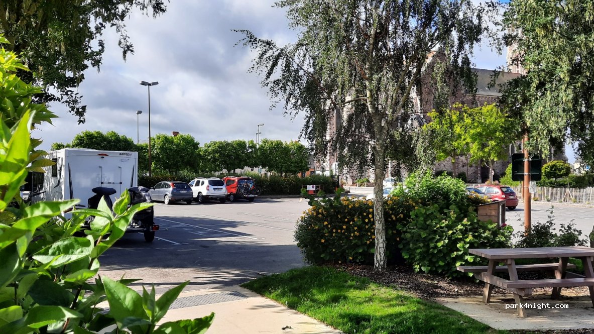 Aire pour camping-cars de Bedée — foto 3
