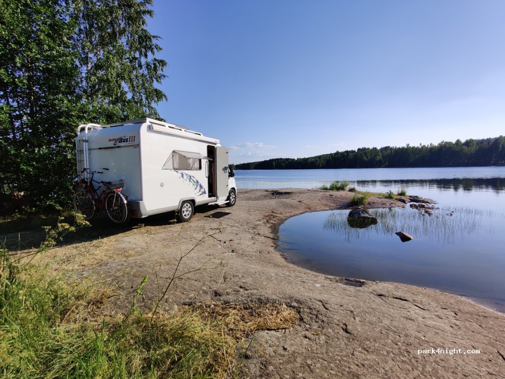 (37240) Linnavuori - 128 Miharintie — foto