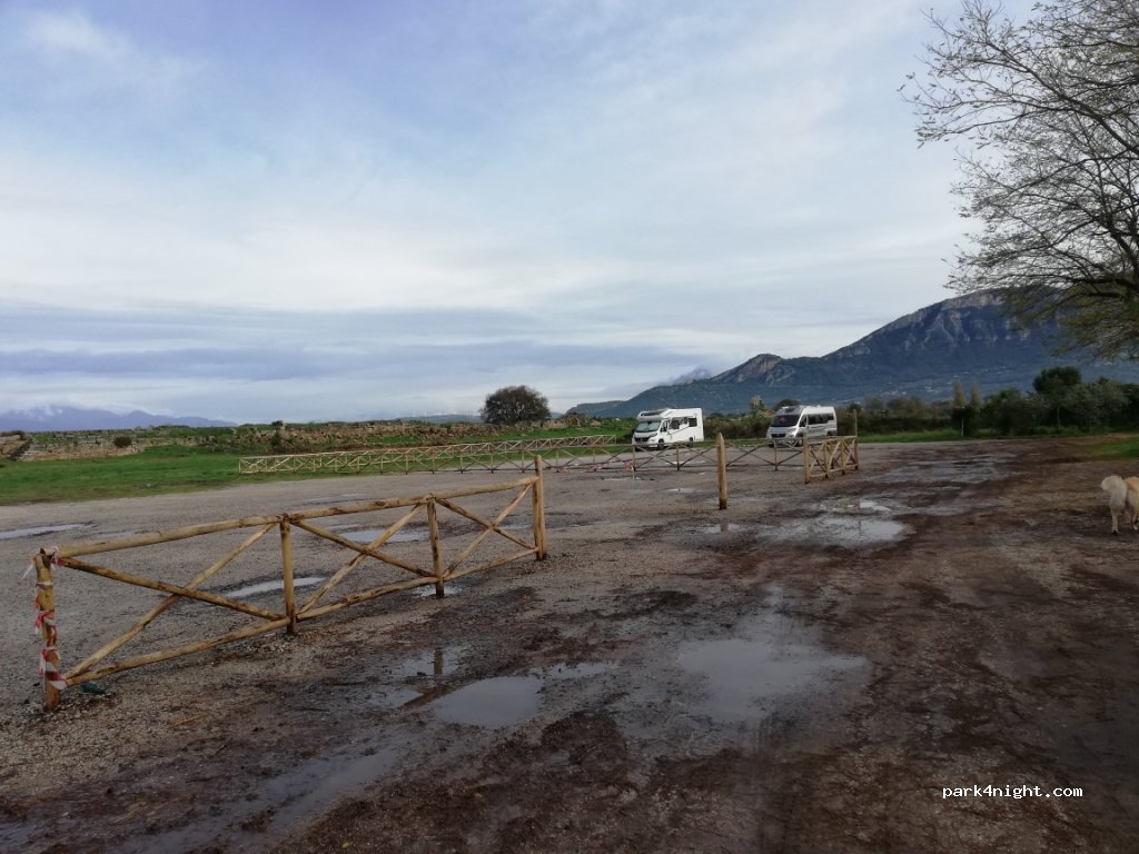 (84047) Paestum - Via Magna Grecia — foto