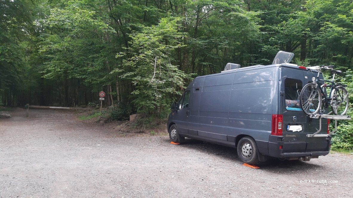 (08230) Bourg-Fidèle - 16 Rue Gérard Mahy — foto