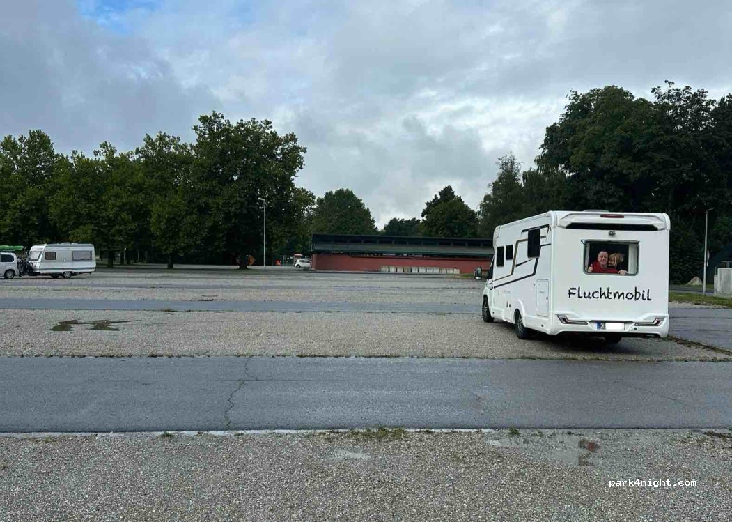 (94099) Ruhstorf an der Rott - 3 Badstraße — foto 4