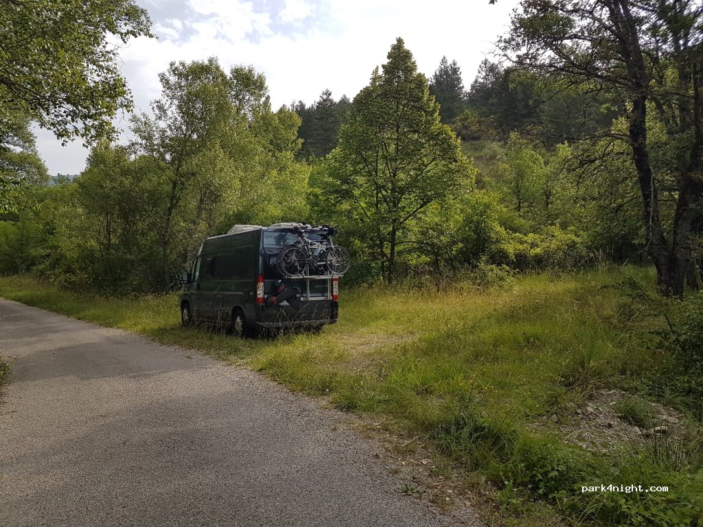 (26470) La Motte-Chalancon - D61 — foto 2