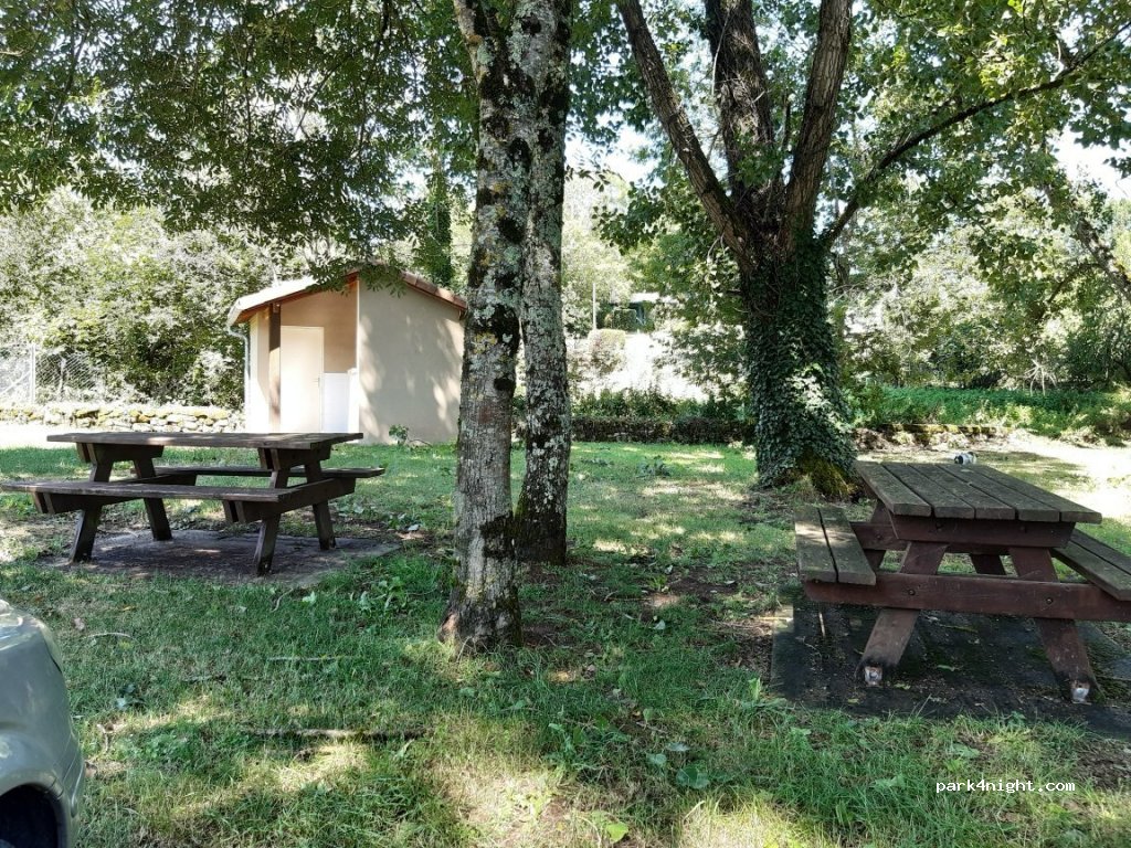 (82160) Castanet - D75 — foto