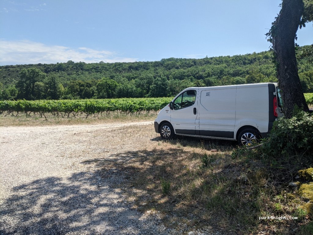 (26230) Grignan - Grand Cordy — foto