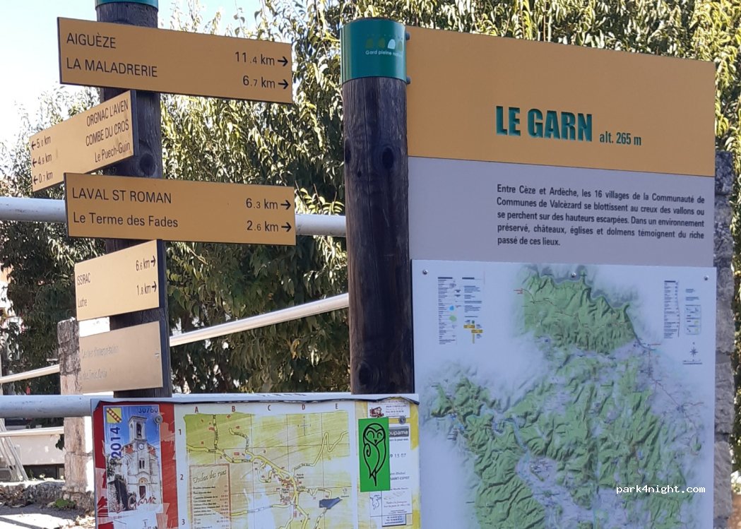 (30760) Le Garn - 1 Place de l'Église — foto 3