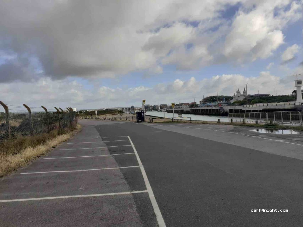 (BN17) Littlehampton - Arun Parade — foto