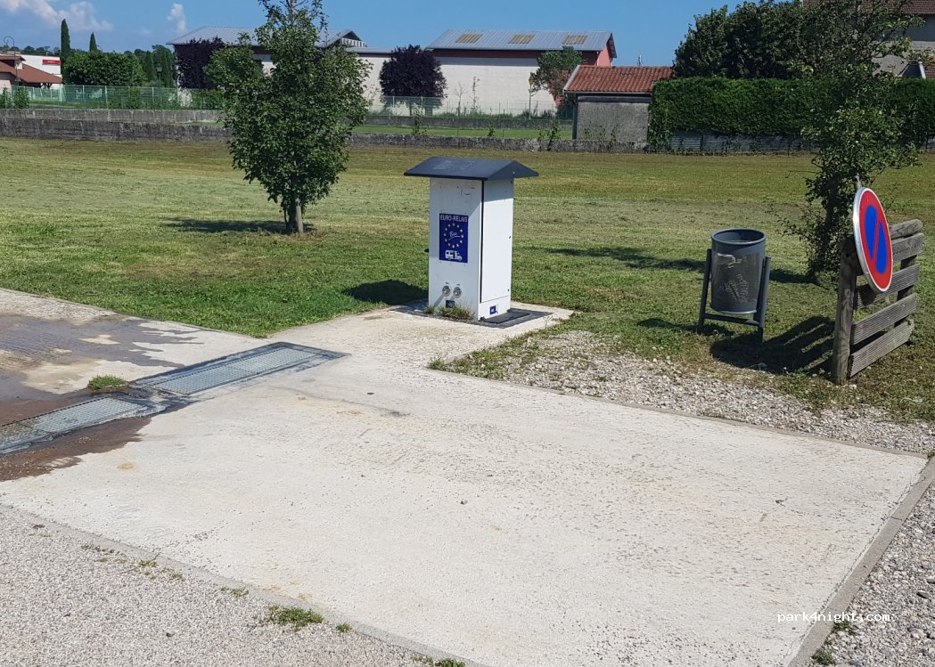 (69330) Jons - 6 Chemin des Meules — foto 2