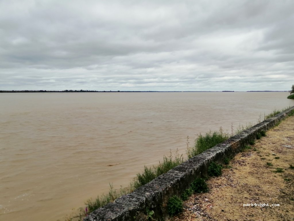 (33710) Gauriac - 5 Marmisson — foto
