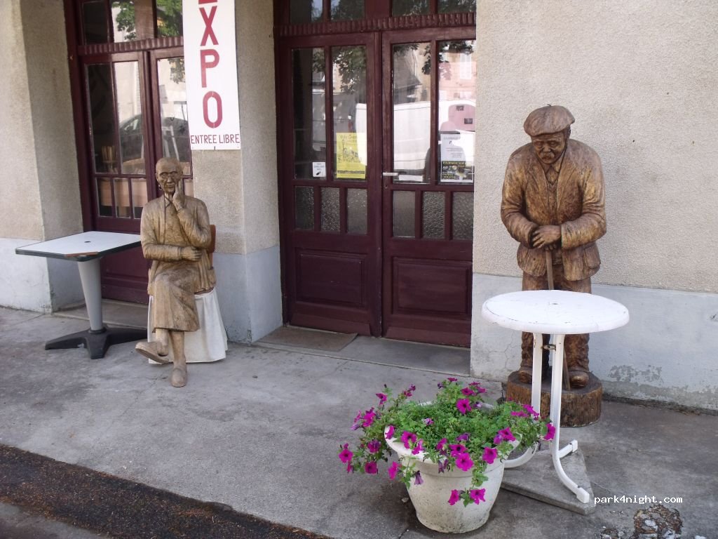 (15700) Pleaux - 6018 Rue des Auzerals — foto 3