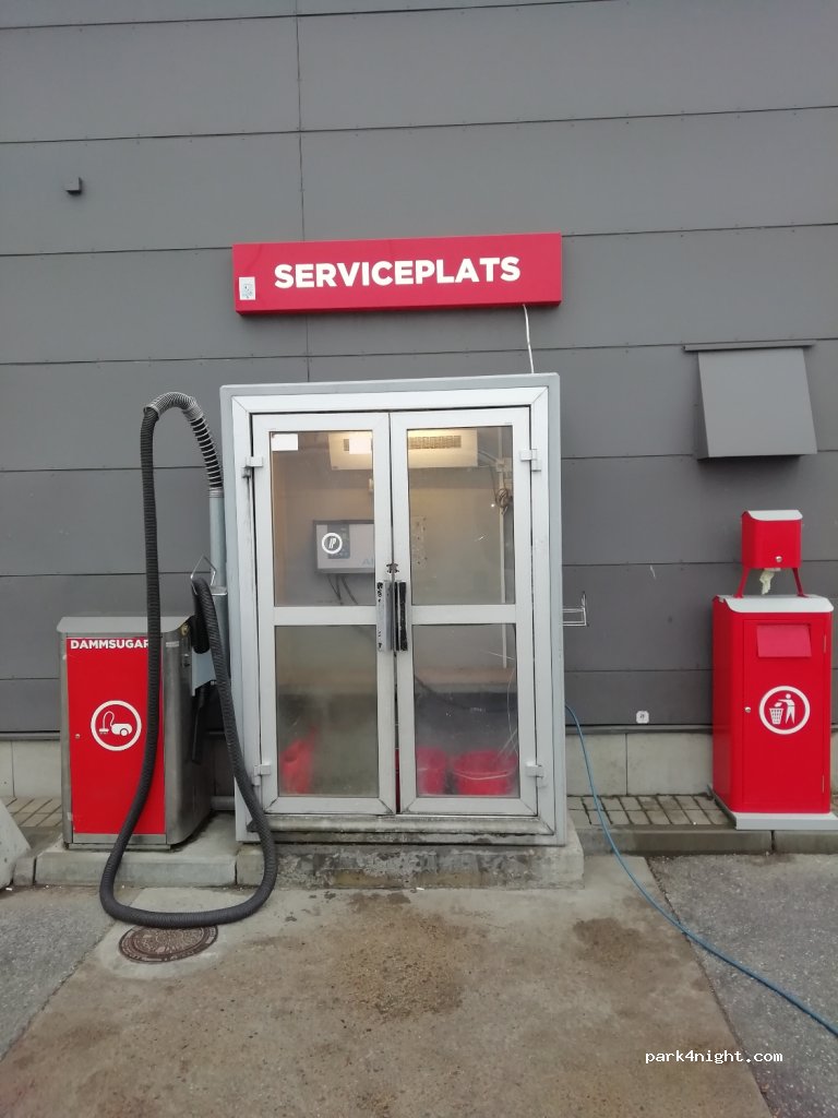 (754 60) Uppsala - 35 Takpannegatan — foto
