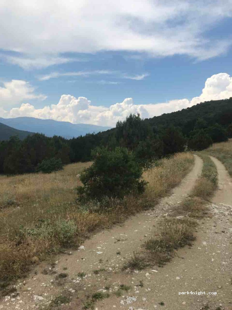 (530 77)  - Unnamed Road — foto 3