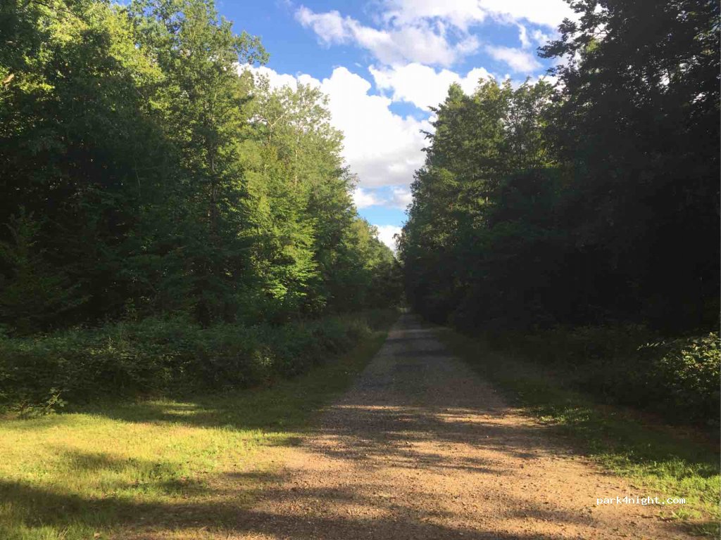 (60510) La Rue-Saint-Pierre - Unnamed Road — foto 2