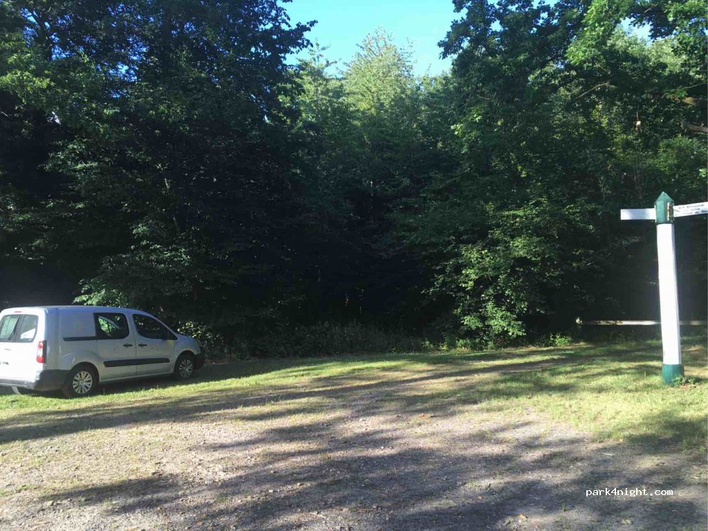 (60510) La Rue-Saint-Pierre - Unnamed Road — foto 3