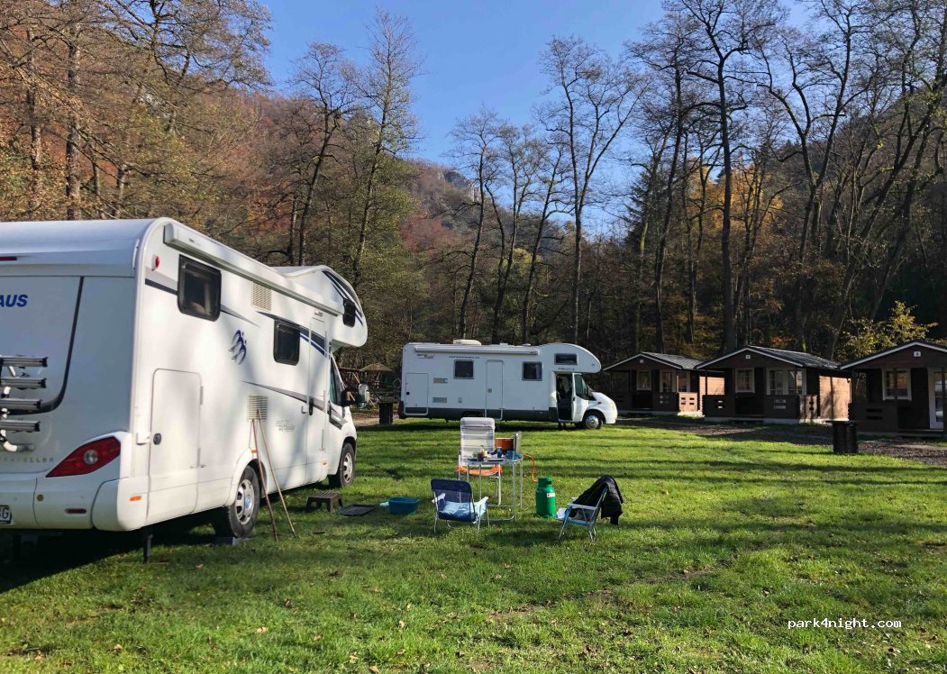 Camping Manínska tiesňava — foto 3