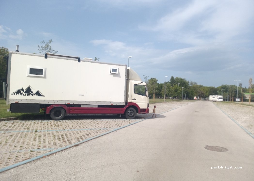 (47838) Riccione - 4 Viale Novellara — foto 2