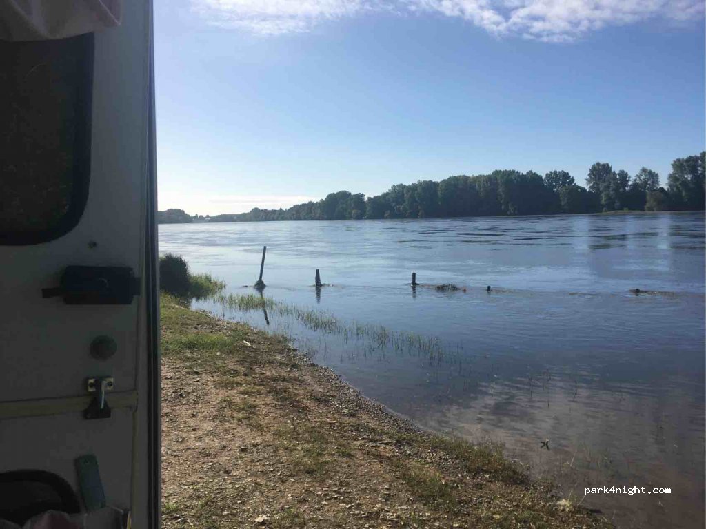 (49130) Sainte-Gemmes-sur-Loire - 57 Port Thibault — foto 3