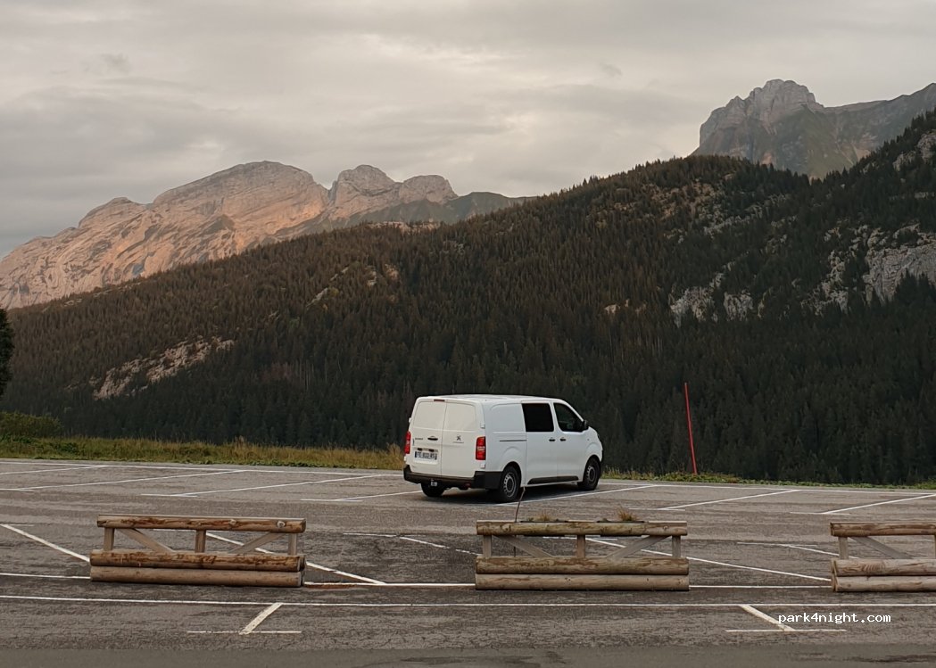 (74130) Brizon, Haute-Savoie - Route de Solaison — foto 3