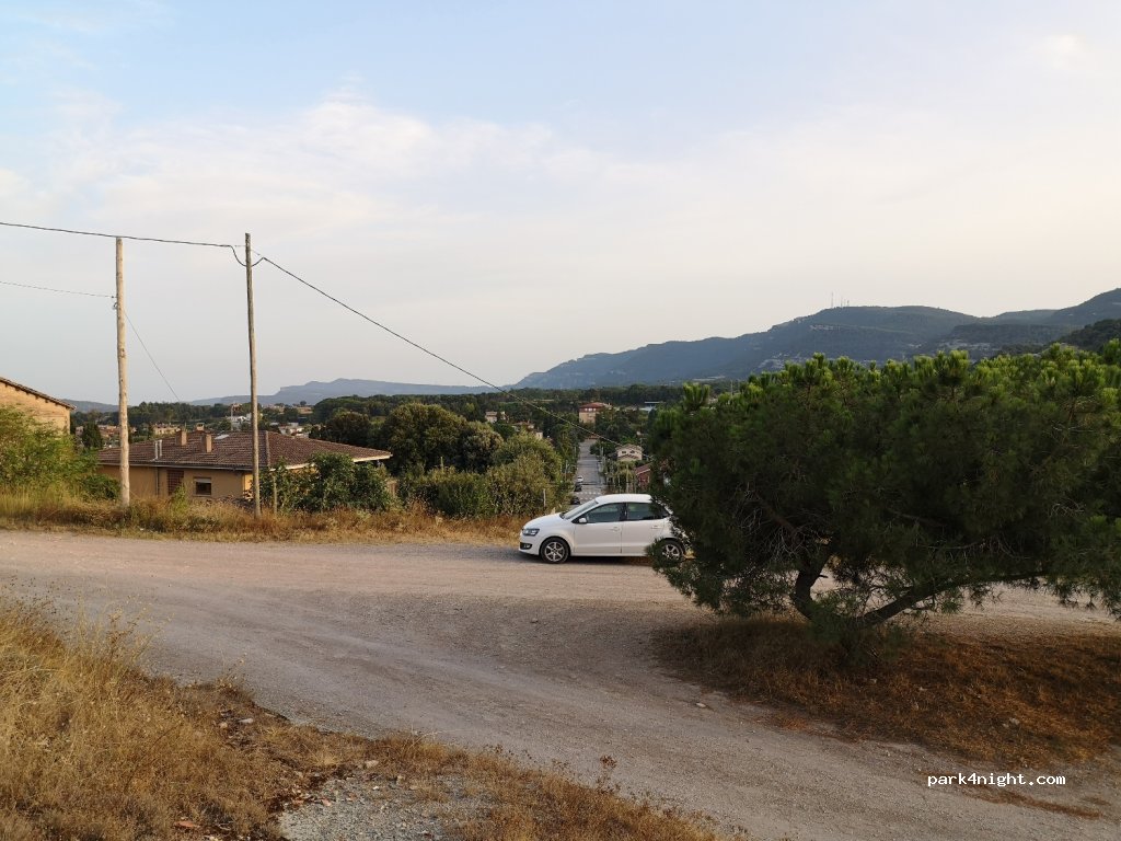 (08551) Tona - 27 Avinguda Riambau — foto