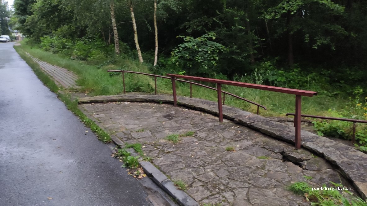(26-510) Koszorów - — foto 3