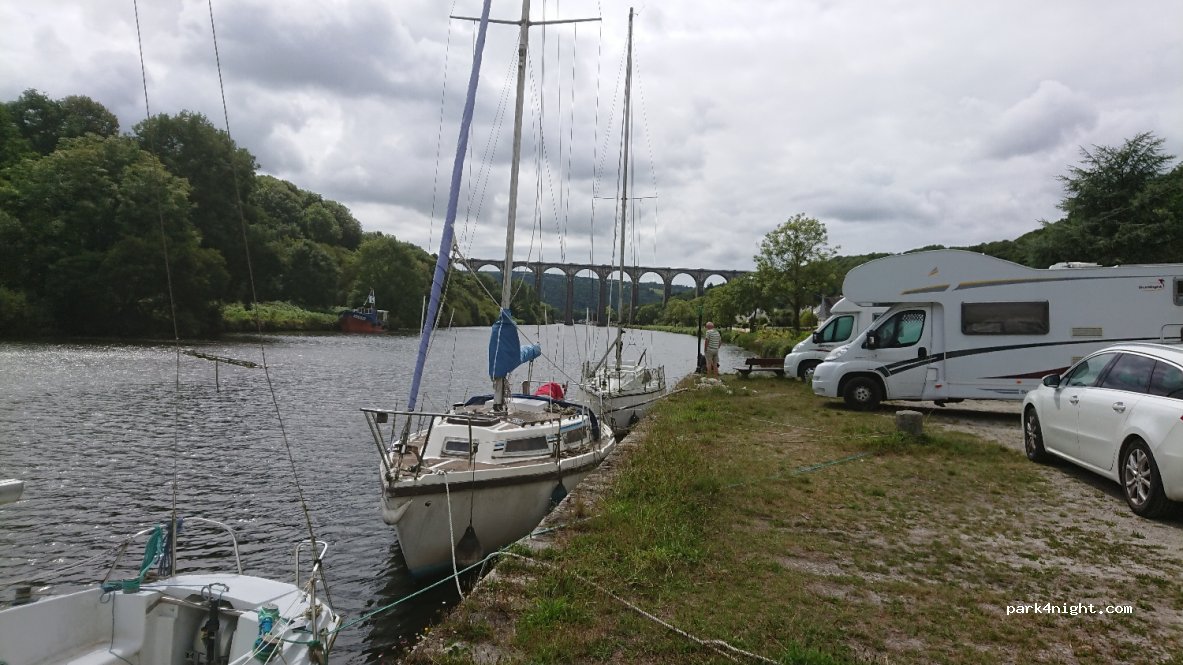 (29150) Port-Launay - 7 Quai Louis Hais — foto 2