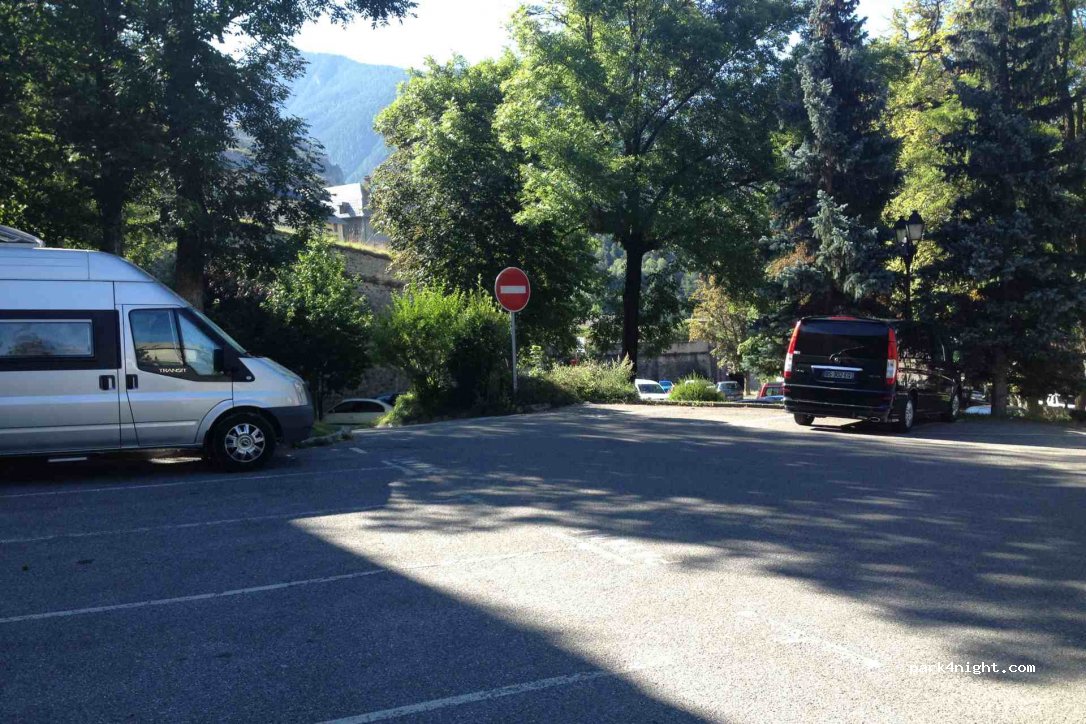 (05100) Briançon - 7 Chemin du Barry — foto