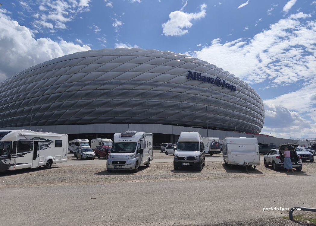 Allianz Arena — foto 4