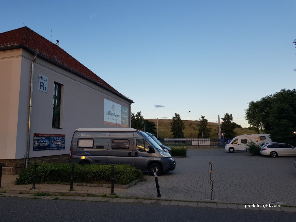 Wohnmobilstellplatz Alberthafen — foto 2