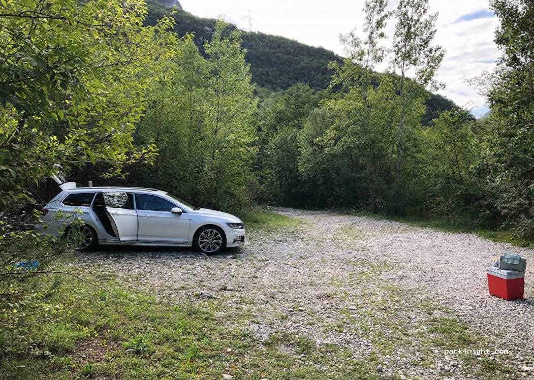(33010) Bordano - 57 Strada Regionale 512 — foto