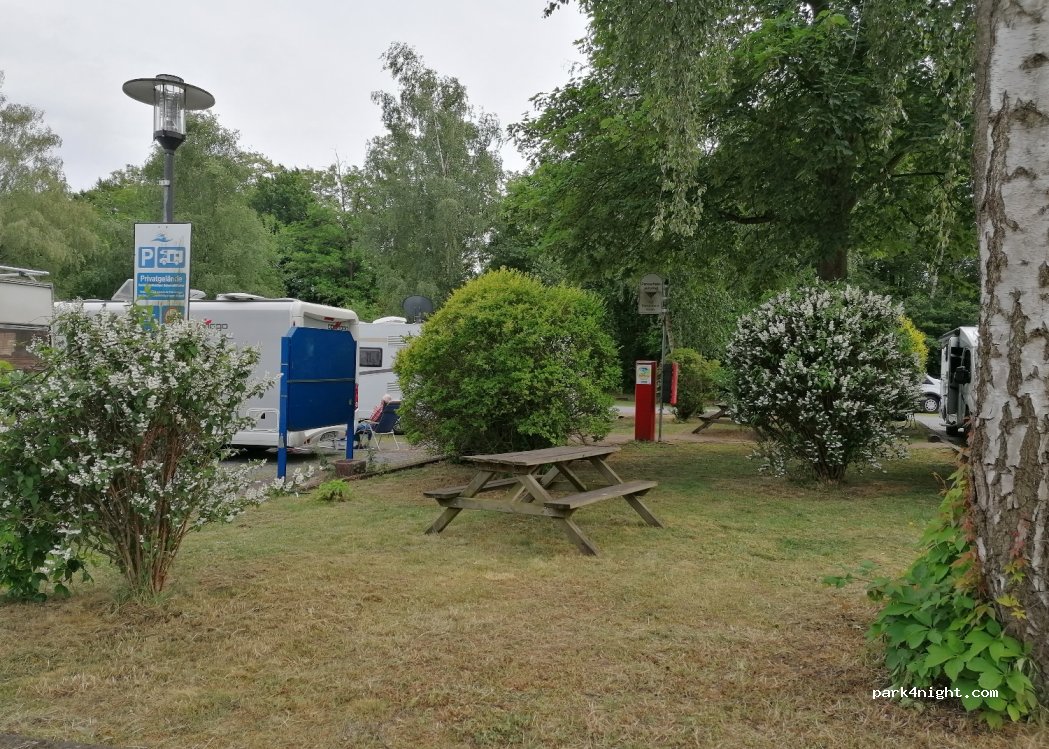 Reisemobilhafen/ Wohnmobilstellplatz An der Lippe — foto 3