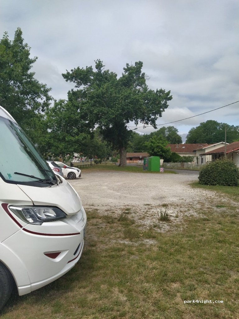 (33680) Saumos - 10 Rue de la Gare — foto 2
