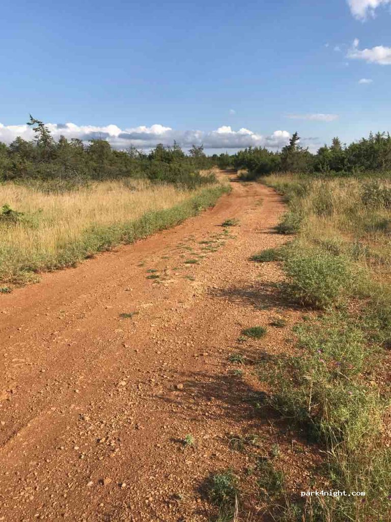 (12340) Rodelle - Unnamed Road — foto
