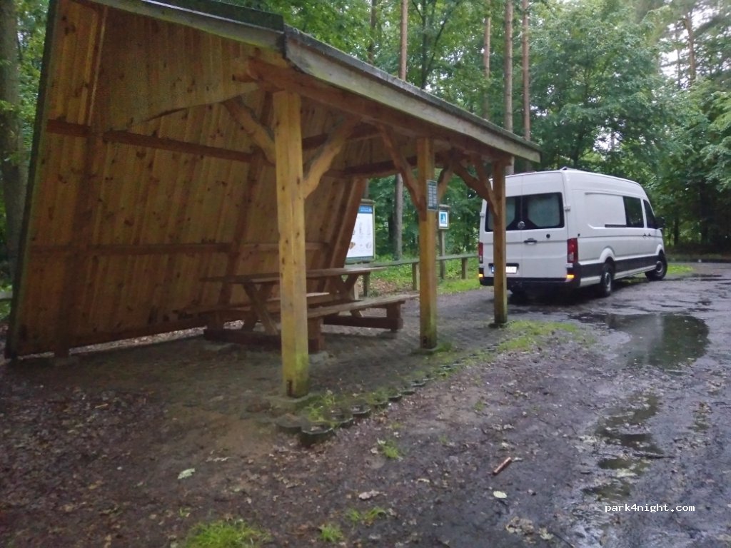 (87-305)  - Unnamed Road — foto