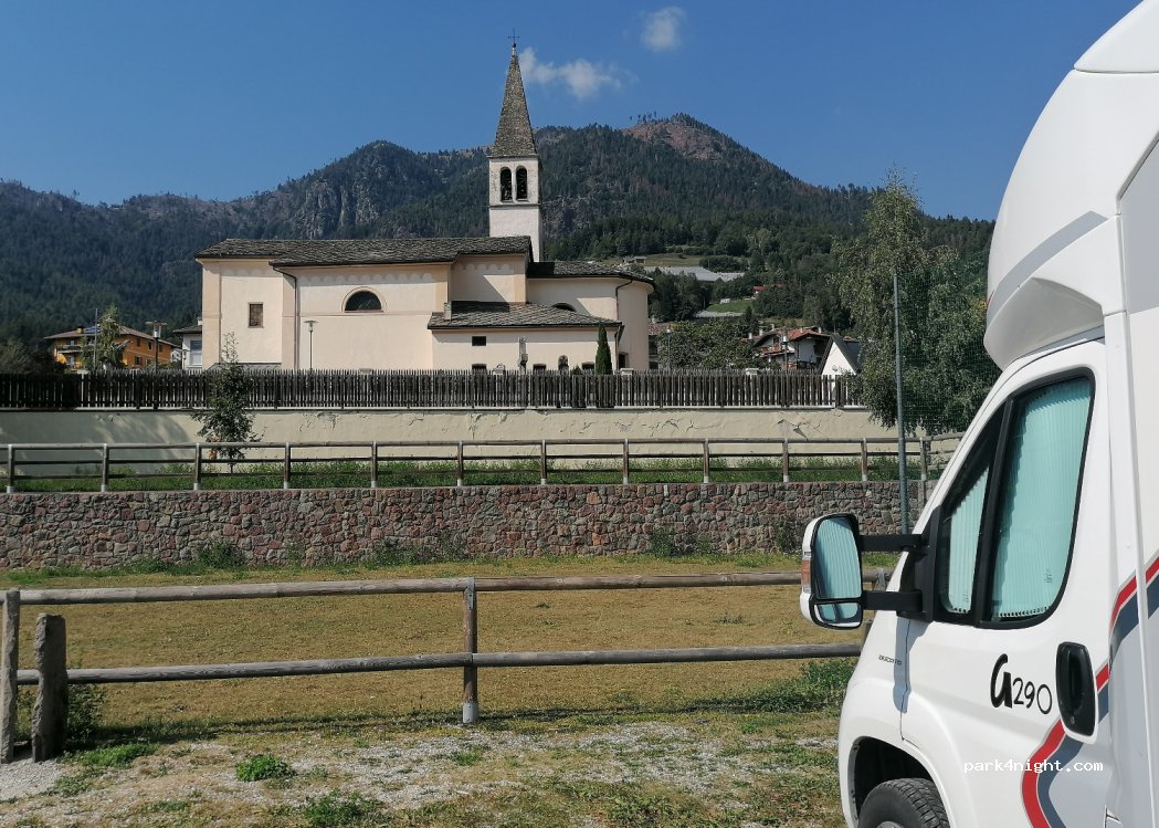 Area sosta camper Sant'Orsola Terme — foto