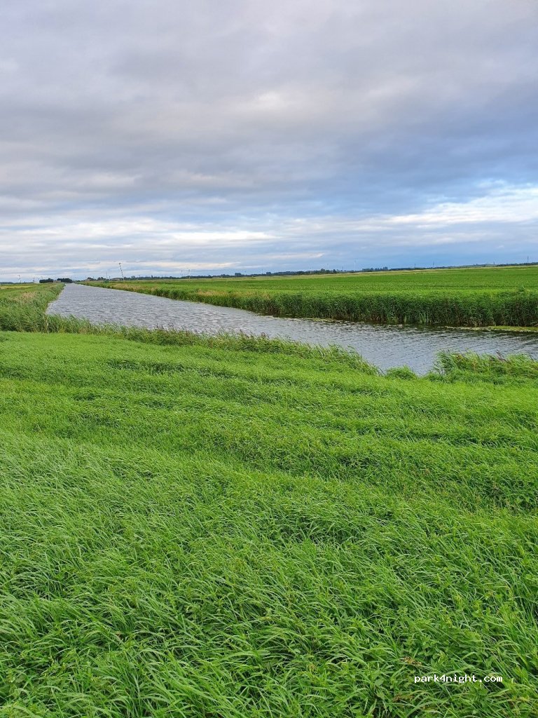 (PE13 4DE) Wisbech - Friday Bridge — foto