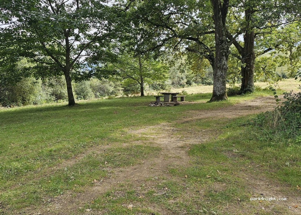 (64260) Bescat - Chemin de Lasserre — foto 3
