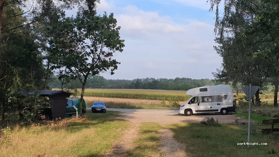 Wanderparkplatz Bodenteicher Heide — foto 2