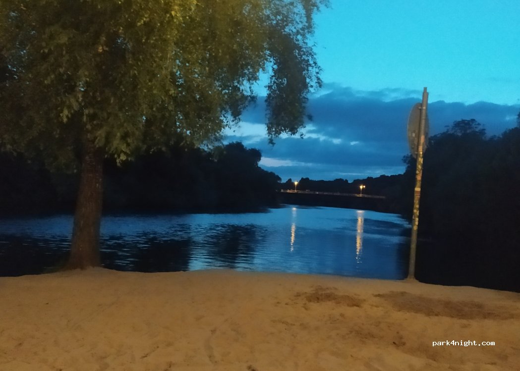 (30167) Hannover - 27 Weddigenufer — foto 3