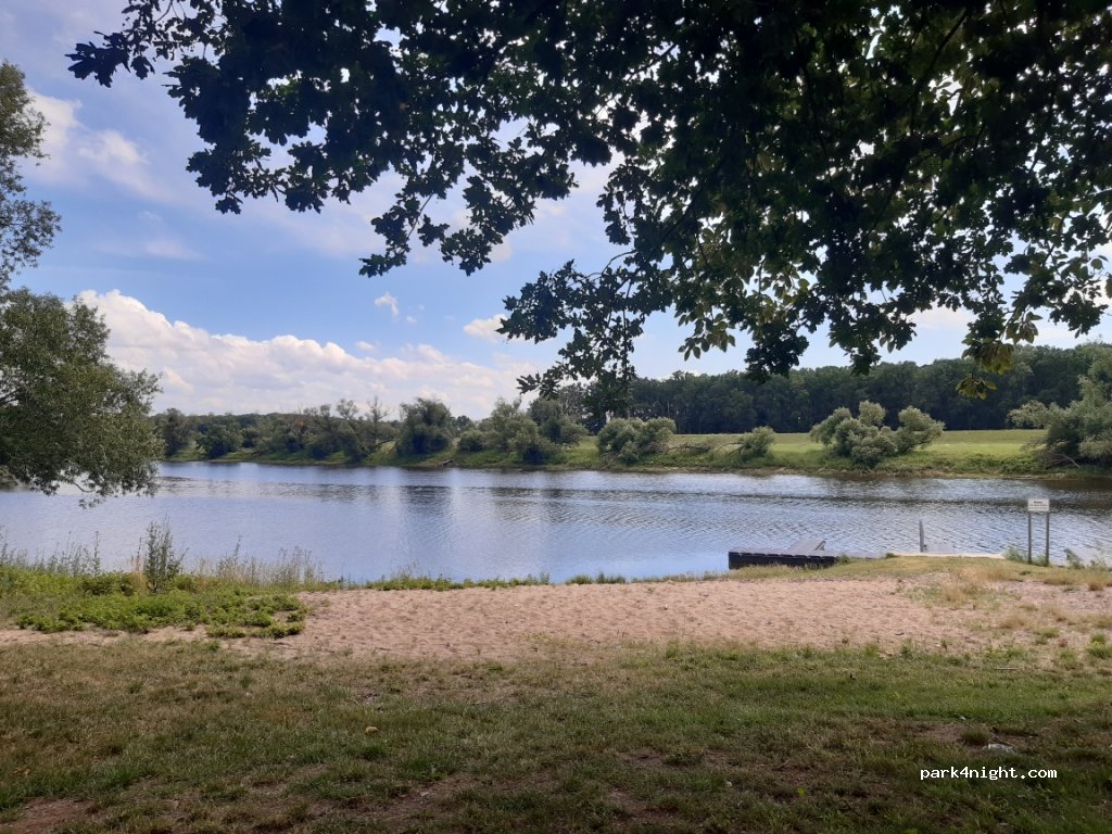 Steinhafen Pretzien camping — foto
