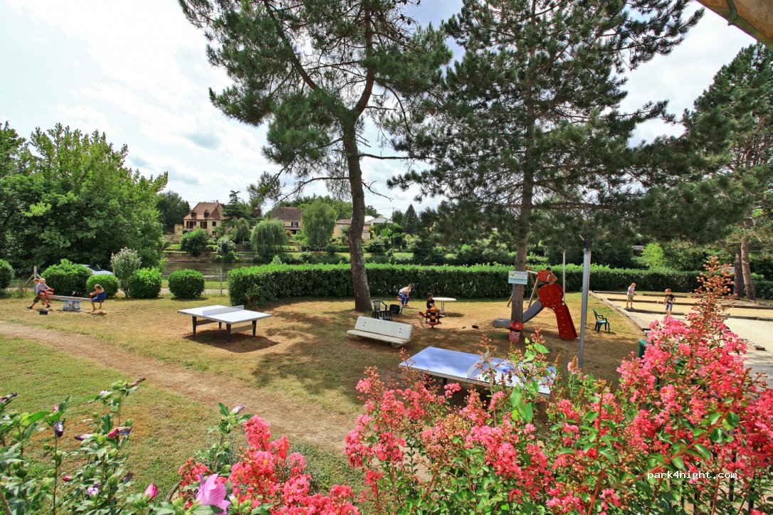 Le Camping du Bournat*** | Mobil-homes et emplacements en Dordogne Périgord — foto