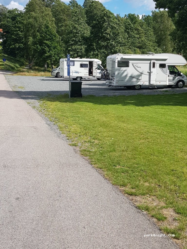 (668 30)  - 1 Alegatan — foto 2