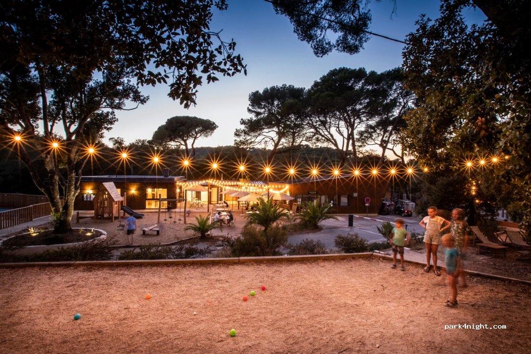 Camping Huttopia Forêt de Janas — foto 4