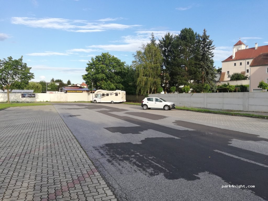 (7540) Güssing - 2 Schulstraße — foto