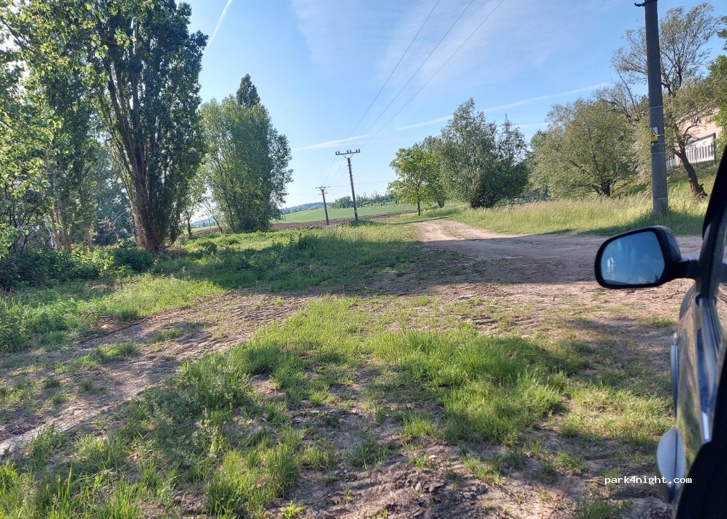 (691 67) Šakvice - Unnamed Road — foto