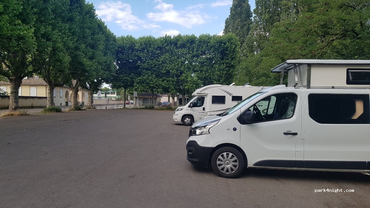 (67000) Strasbourg - 1 Place des Peupliers — foto