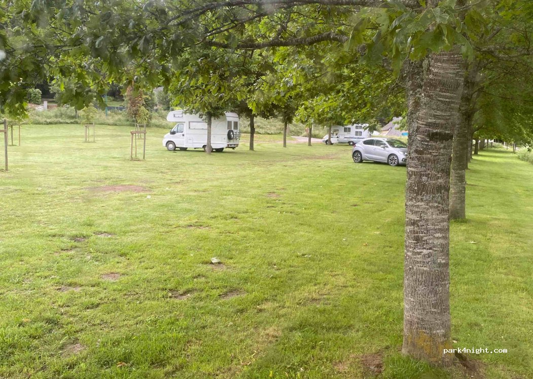 (43400) Le Chambon-sur-Lignon - 7-9 Chemin de la Plage — foto 3