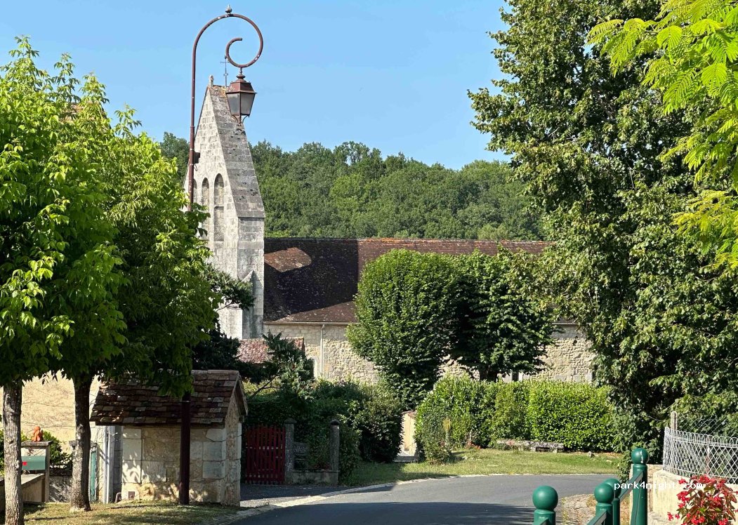 (24140) Saint-Julien-de-Crempse - D107 — foto 2