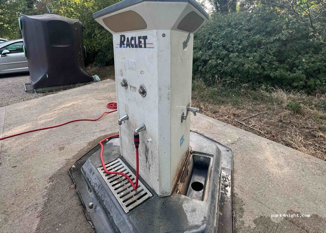 Aire de camping-car Chalon-sur-Saône — foto 3